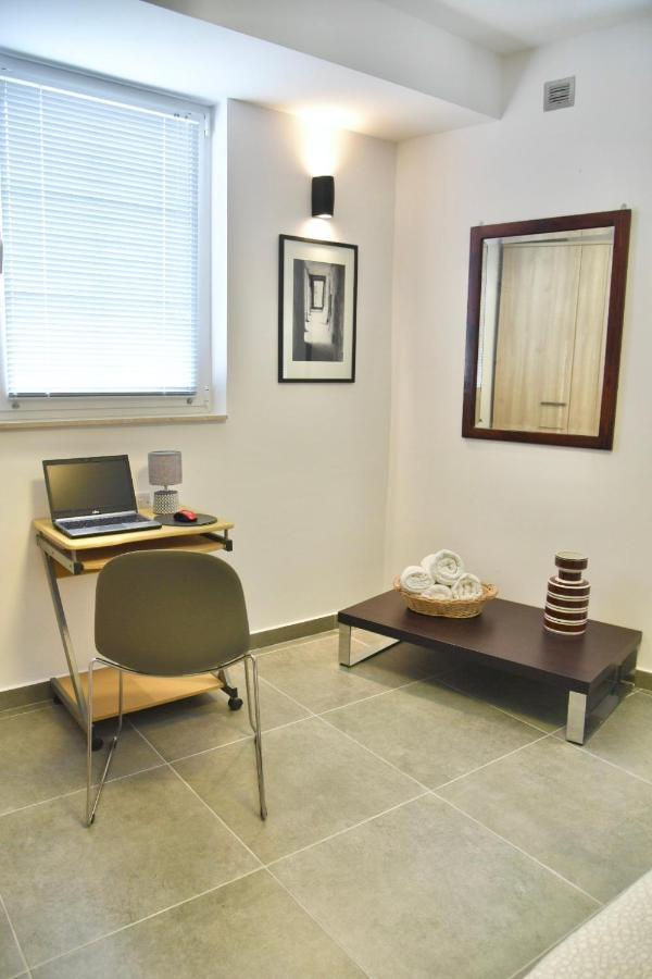 Bright & Modern 2-Bedroom, 4Th Floor Apartment In Gzira, Malta Zewnętrze zdjęcie