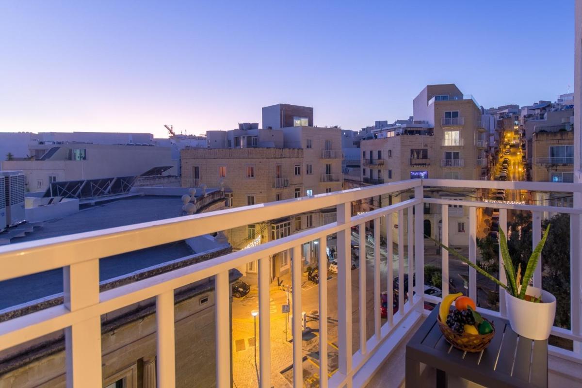 Bright & Modern 2-Bedroom, 4Th Floor Apartment In Gzira, Malta Zewnętrze zdjęcie