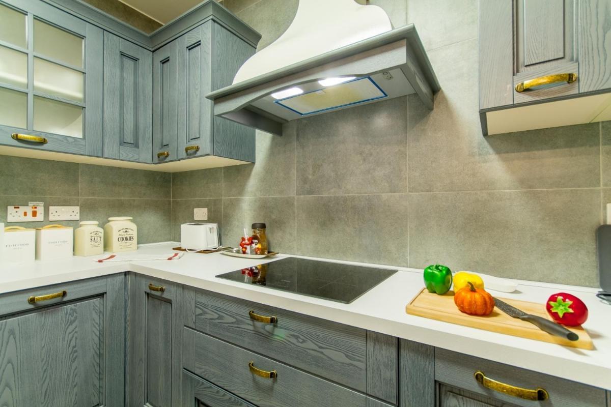 Bright & Modern 2-Bedroom, 4Th Floor Apartment In Gzira, Malta Zewnętrze zdjęcie
